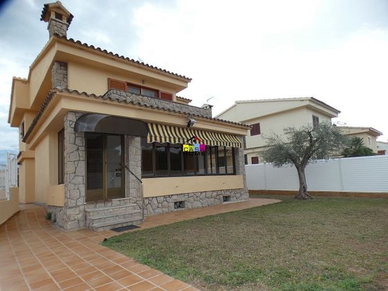 Foto 2 de Chalet en venta en Torreón - La Almadraba de 5 habitaciones con terraza y piscina