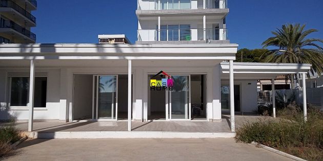 Foto 2 de Piso en venta en Curva - Heliópolis de 3 habitaciones con terraza y piscina
