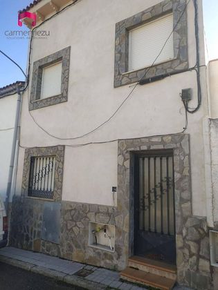 Foto 2 de Casa en venda a calle De la Soledad de 4 habitacions amb terrassa
