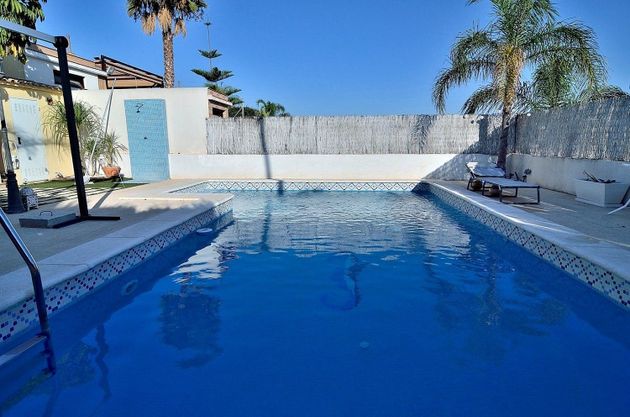 Foto 1 de Venta de chalet en El Esparragal de 4 habitaciones con terraza y piscina