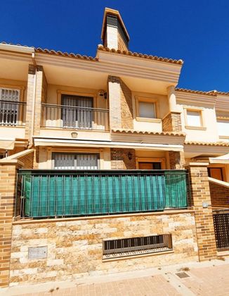 Foto 1 de Casa en venda a Santomera de 4 habitacions amb terrassa i garatge