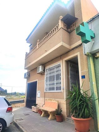 Foto 1 de Venta de casa en Orihuela ciudad de 6 habitaciones con garaje y balcón