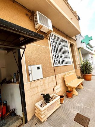 Foto 2 de Venta de casa en Orihuela ciudad de 6 habitaciones con garaje y balcón