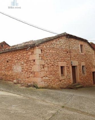 Foto 1 de Venta de casa rural en San Esteban de Gormaz de 1 habitación y 169 m²
