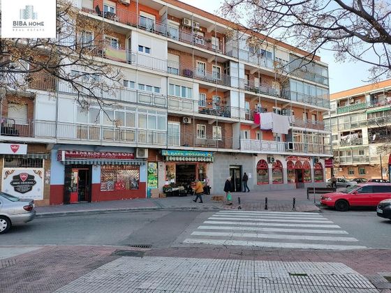 Foto 2 de Piso en venta en Parque Cataluña - Cañada - Soto de 3 habitaciones con terraza y calefacción