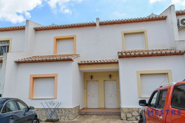 Foto 1 de Casa adosada en venta en Benigembla de 3 habitaciones con terraza