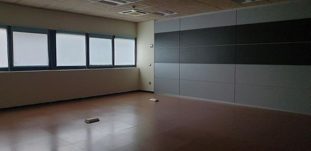 Foto 2 de Oficina en alquiler en Llers de 60 m²