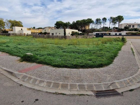 Foto 1 de Venta de terreno en Garriguella de 404 m²