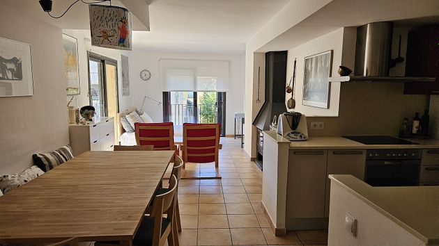 Foto 2 de Pis en venda a calle De Pallars de 2 habitacions amb balcó i calefacció