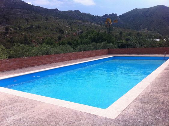 Foto 2 de Casa rural en venda a carretera De la Riba a Vilaverd de 3 habitacions amb piscina i jardí
