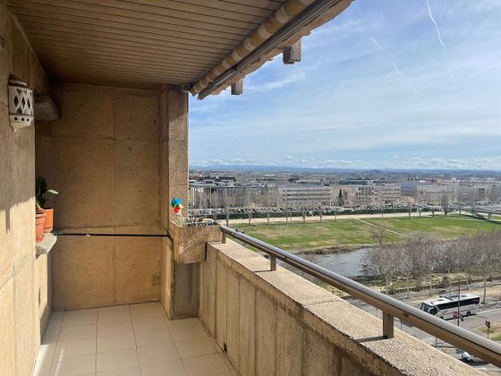 Foto 2 de Pis en venda a Centre Històric - Rambla Ferran - Estació de 4 habitacions amb terrassa i balcó