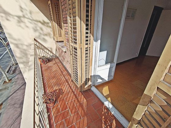 Foto 1 de Venta de piso en paseo De Fabra i Puig de 3 habitaciones con balcón y ascensor