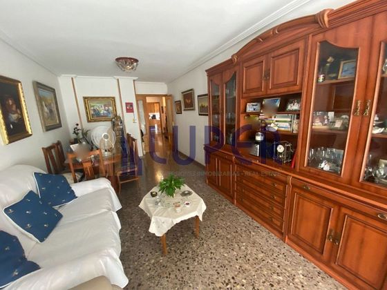Foto 2 de Piso en venta en Alcalde Felipe Mallol de 3 habitaciones con garaje y aire acondicionado
