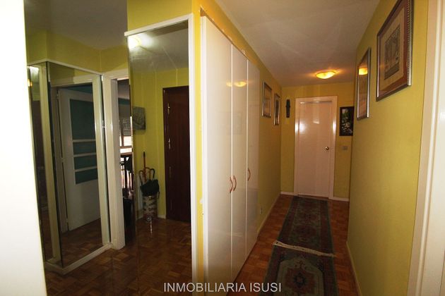 Foto 2 de Piso en venta en Santurtzi de 3 habitaciones con calefacción y ascensor