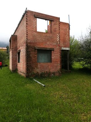 Foto 1 de Xalet en venda a Pría-Nueva-Hontoria-Naves de 3 habitacions amb garatge i jardí