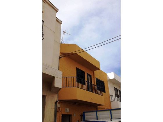 Foto 1 de Piso en venta en Ejido Centro de 4 habitaciones con garaje y balcón