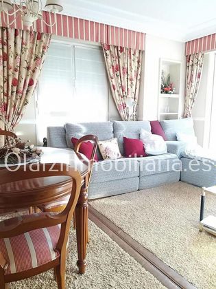 Foto 2 de Pis en venda a Masustegui-Monte Caramelo de 3 habitacions amb terrassa i garatge