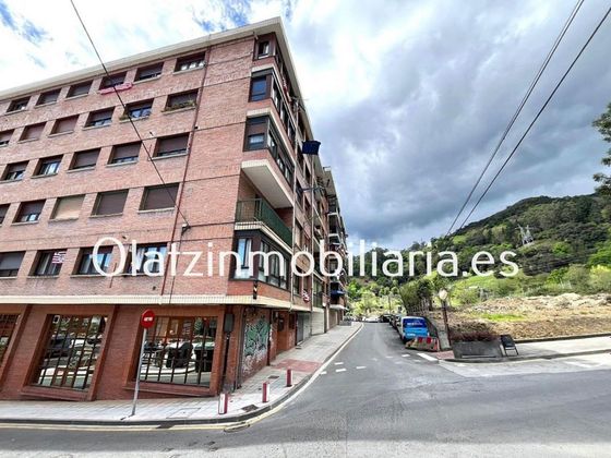 Foto 1 de Pis en venda a Alonsotegi de 3 habitacions amb terrassa i garatge