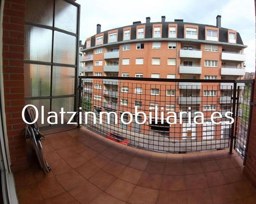 Foto 1 de Venta de piso en Miribilla de 3 habitaciones con terraza y garaje
