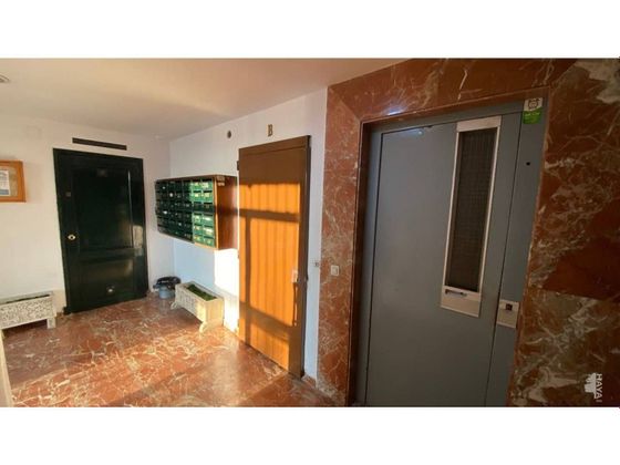 Foto 2 de Pis en venda a Sur de 3 habitacions amb balcó i ascensor