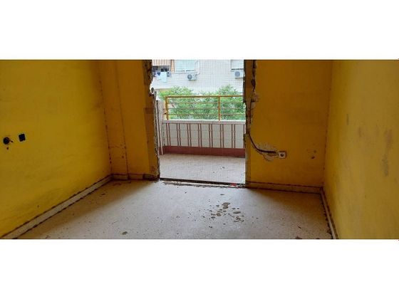 Foto 2 de Piso en venta en Sur de 4 habitaciones con terraza y ascensor