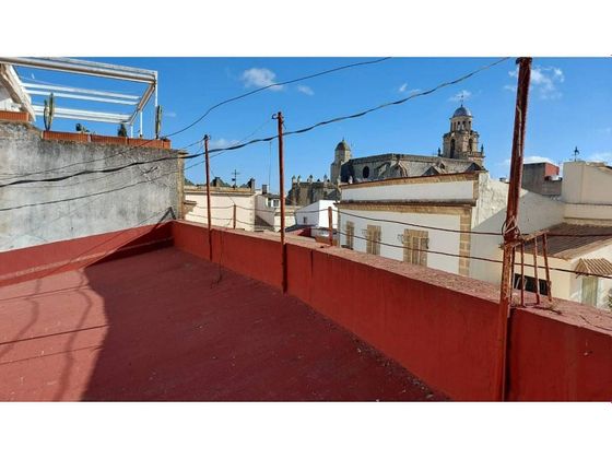 Foto 1 de Venta de casa en Centro - Jerez de la Frontera de 10 habitaciones con garaje y balcón