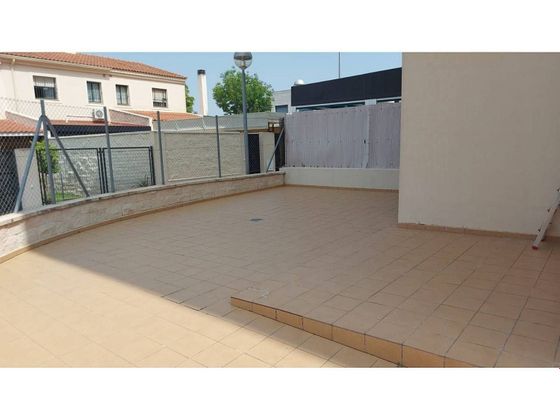 Foto 1 de Pis en venda a Este-Delicias de 2 habitacions amb piscina i garatge