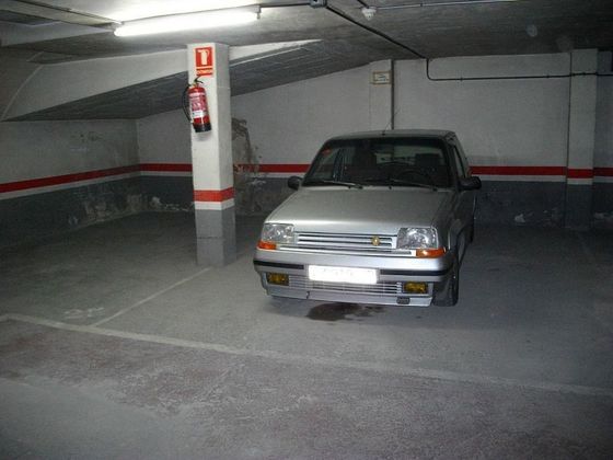 Foto 2 de Garaje en venta en calle Del de Març de 10 m²