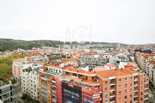 Foto 2 de Àtic en venda a Indautxu de 4 habitacions amb terrassa i balcó