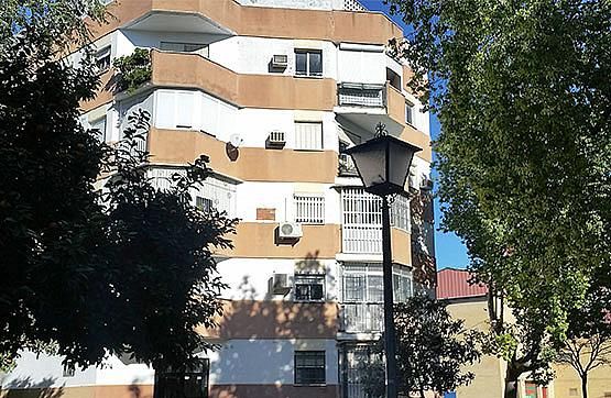 Foto 1 de Piso en venta en avenida Nuestra Señora de la Oliva de 3 habitaciones con terraza