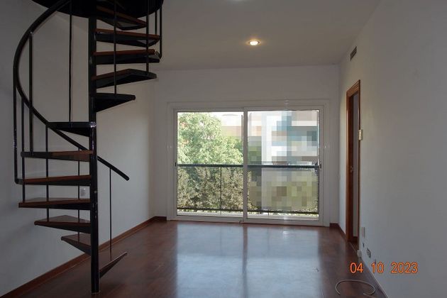 Foto 2 de Venta de piso en Sant Adrià de Besos de 4 habitaciones con terraza y balcón