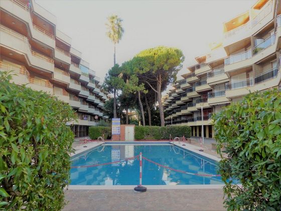 Foto 2 de Venta de piso en Vilafortuny - Cap de Sant Pere de 2 habitaciones con terraza y piscina