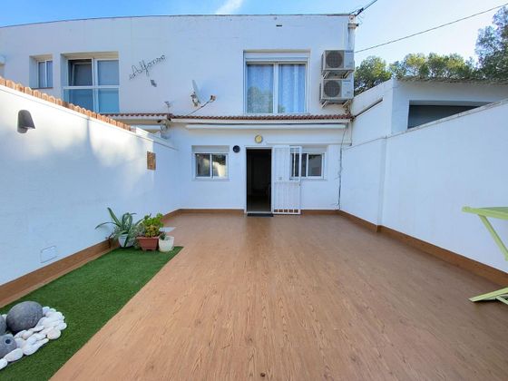 Foto 2 de Casa en venta en Cap Salou de 3 habitaciones con terraza y garaje