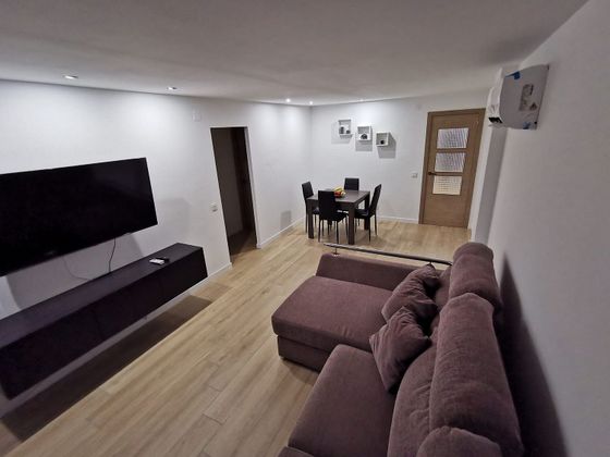 Foto 1 de Alquiler de piso en Campoamor de 3 habitaciones con muebles y balcón