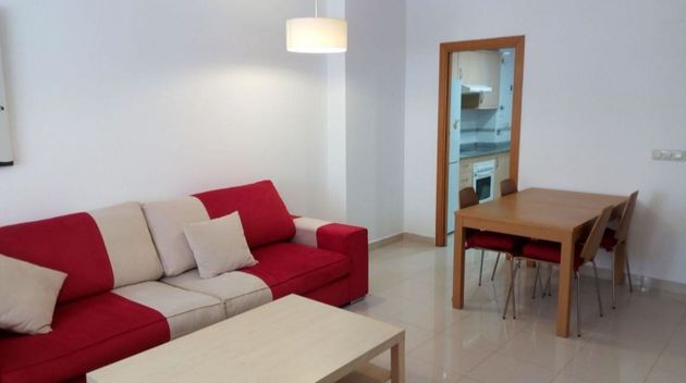 Foto 2 de Alquiler de piso en San Juan de Alicante/Sant Joan d´Alacant de 3 habitaciones con terraza y garaje