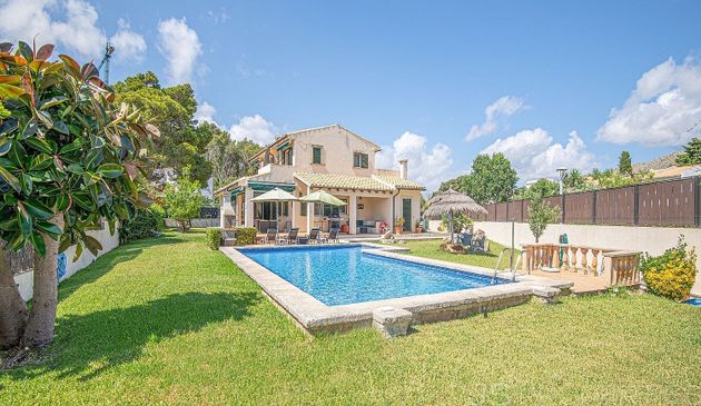 Foto 1 de Casa rural en venta en Port de Pollença de 4 habitaciones con terraza y piscina