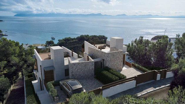 Foto 1 de Casa rural en venda a Port d'Alcúdia - Platja d'Alcúdia de 3 habitacions amb terrassa i piscina