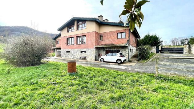 Foto 2 de Casa rural en venda a Urkabustaiz de 4 habitacions amb terrassa i piscina