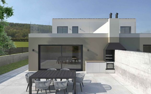 Foto 2 de Casa adossada en venda a Vila-Sacra de 3 habitacions amb terrassa i aire acondicionat