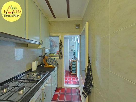 Foto 2 de Pis en venda a Eixample Nord – La Devesa de 2 habitacions amb balcó i calefacció