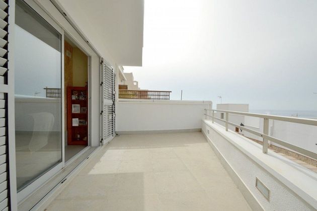 Foto 1 de Venta de casa en calle Dalias de 5 habitaciones con terraza y garaje