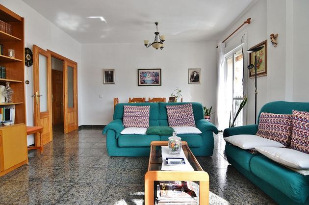 Foto 2 de Dúplex en venta en Huércal de Almería de 6 habitaciones con terraza y garaje
