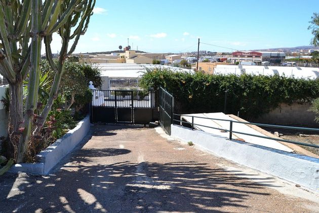 Foto 2 de Casa en venta en La Cañada-Costacabana-Loma Cabrera-El Alquián de 6 habitaciones con terraza y piscina