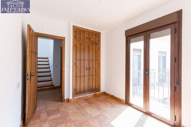 Foto 1 de Casa en venta en Vélez de Benaudalla de 4 habitaciones con terraza y piscina