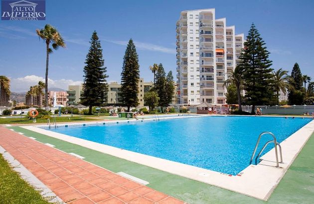 Foto 2 de Venta de estudio en Cortes - Huertas con terraza y piscina