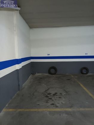 Foto 1 de Garatge en lloguer a Camino de Ronda - Rosaleda de 102 m²