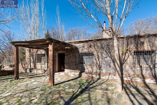 Foto 2 de Casa rural en venda a Cáñar de 9 habitacions amb piscina i jardí