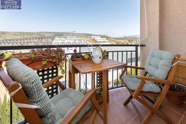 Foto 2 de Pis en venda a Bola de Oro - Serrallo de 3 habitacions amb terrassa i piscina