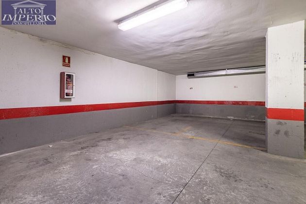 Foto 1 de Venta de garaje en calle Martín Bohórquez de 27 m²