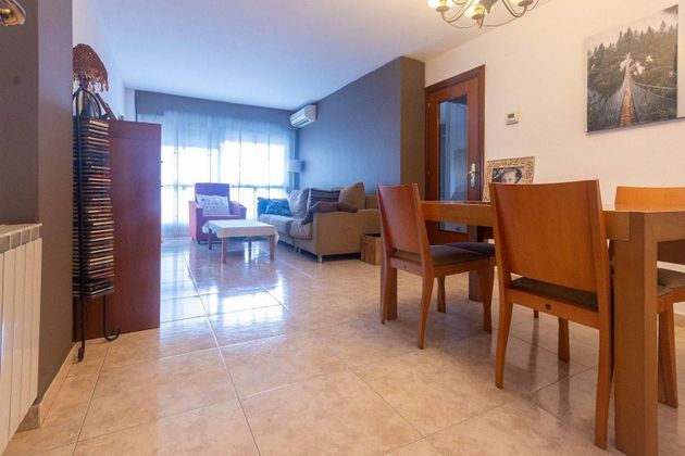 Foto 1 de Pis en venda a Montcada Centre - La Ribera de 4 habitacions amb terrassa i aire acondicionat